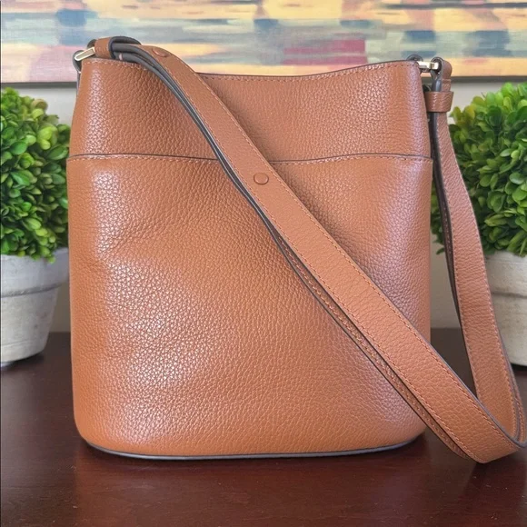 KATE SPADE ♠️ New York 🤎Leila🤎LEATHER CONVERTIBLE SMALL BUCKET BAG 🌟EUC🌟 - Picture 7 of 17